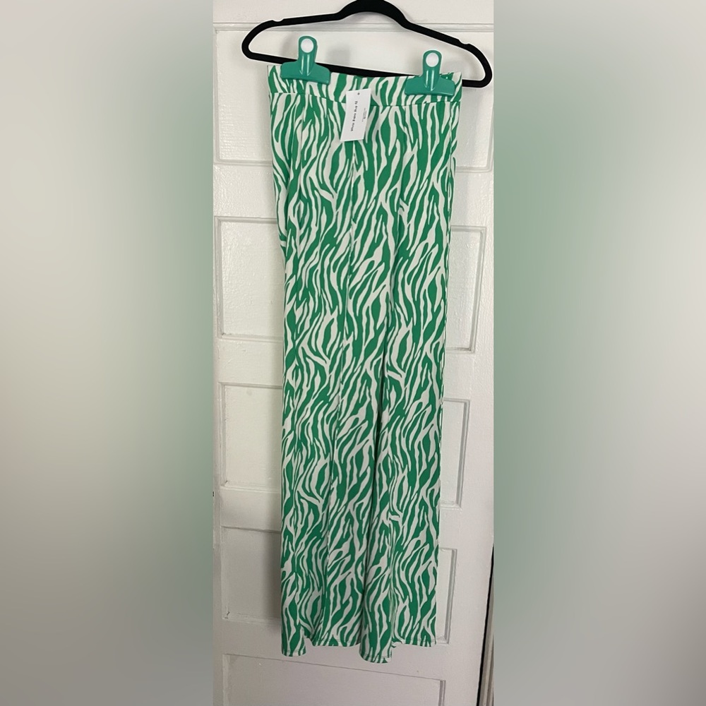 New- green zebra flare pants